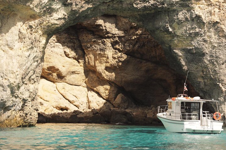 Malta: Private Boat Trip & Cruises Comino, Blue Lagoon, Gozo
