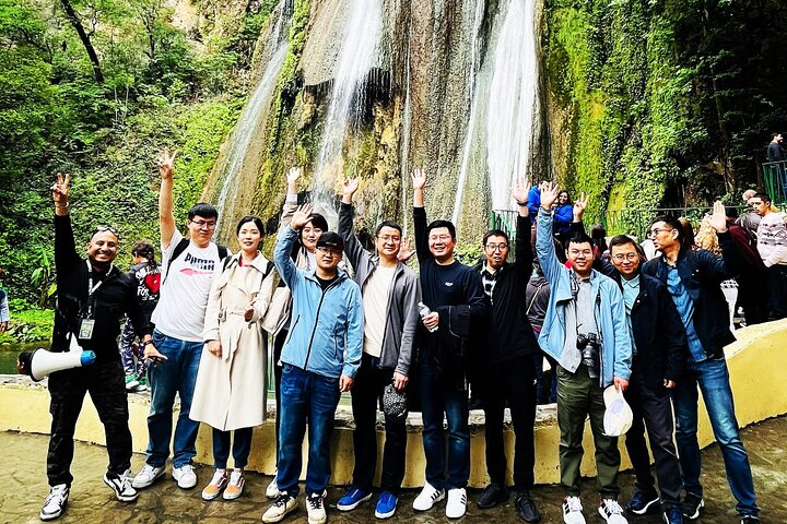 The best tour to "Tail of Horse" + Guide + transportation + Tickets