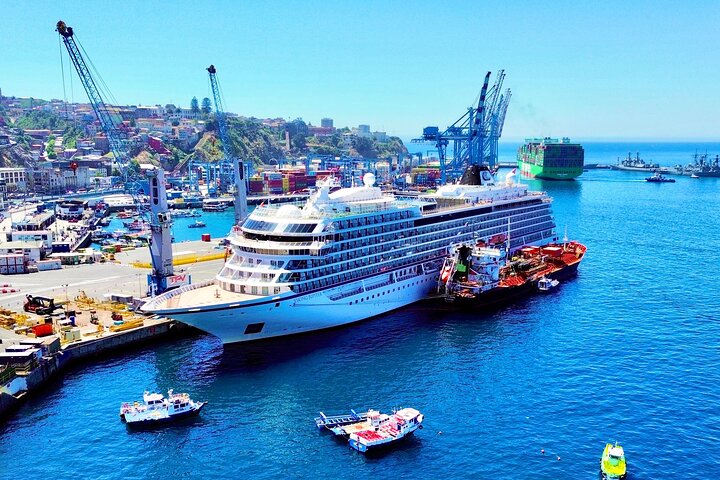 Post Cruise Tour Valparaiso and Winery drop off Airport or Hotel