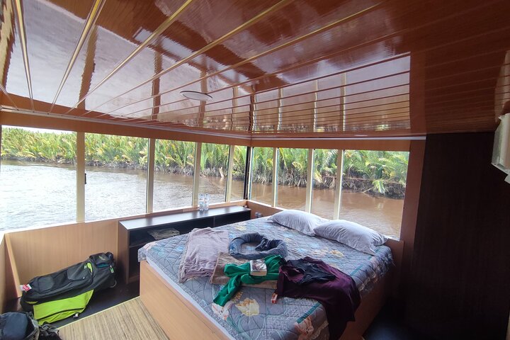 3 Days Deluxe Cabin Houseboat Orangutan Tanjung Puting
