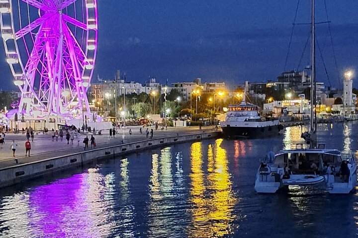 Exclusive catamaran. Half Day Experience