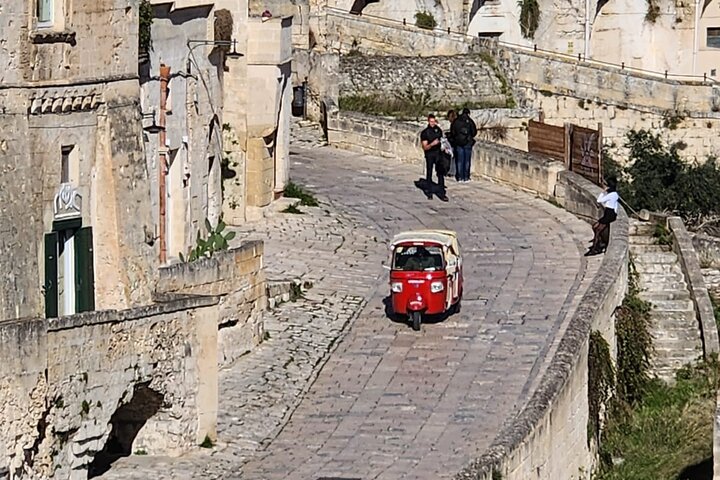 Tuk Tuk tour Matera - between History, legend and anecdotes