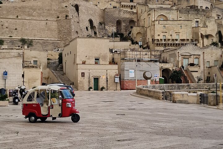 Tuk Tuk tour Matera - between History, legend and anecdotes