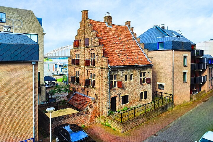 Nijmegen Murder Mystery Self Guided Detective Game