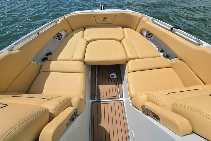 West Palm Beach Private Boat Cruise and Tour with a Captain
