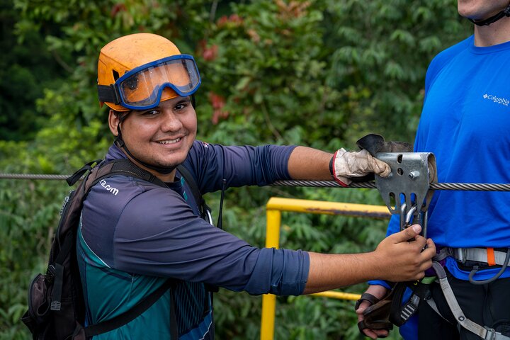 7-Cable Zipline Adventure: Fly Over La Fortuna Waterfall