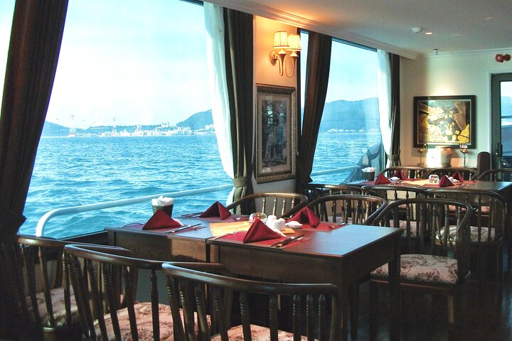 Nha Trang Sunset Cocktails and Dinner Cruise