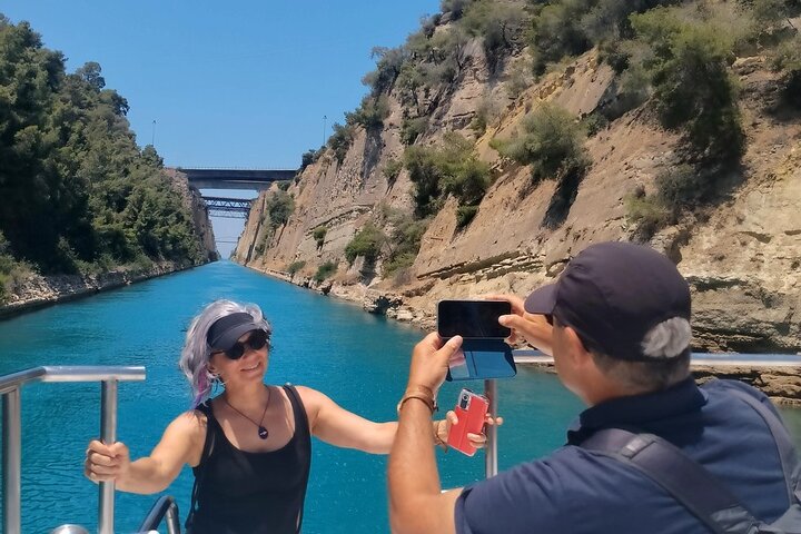 Corinth Canal Cruises Passage By St Andreas Glass Bottom Boat