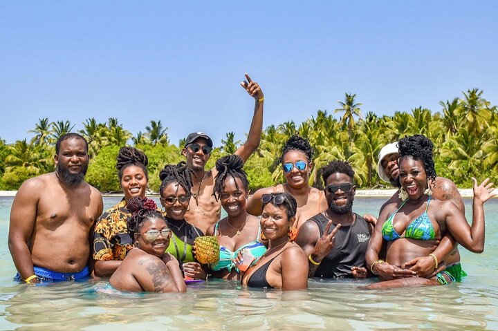 Sand Bar Punta Cana, Snorkeling, Party Boat, Booze Cruise Party
