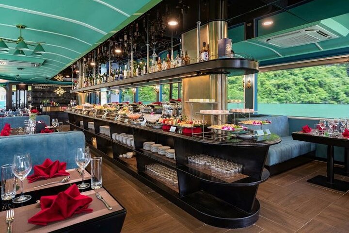 Halong Luxury Cruise Full Day Tour from Hanoi: All Inclusive