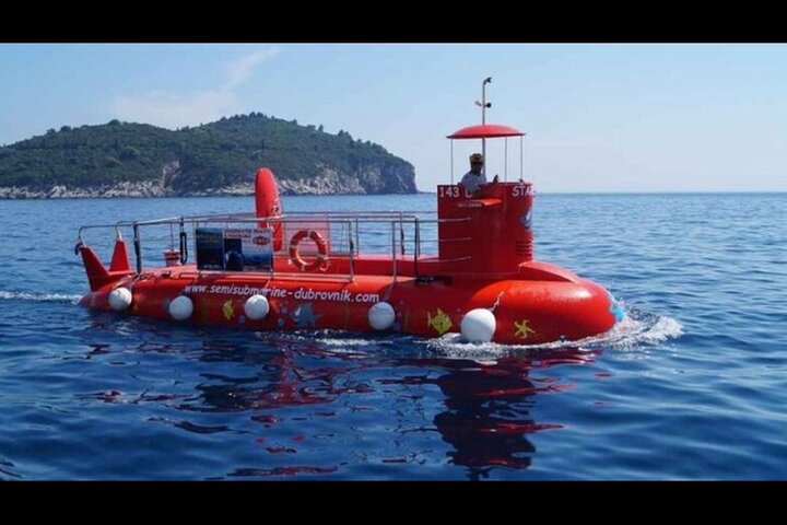 Havelock Coral Experience: Semi-Submarine and Radhanagar Beach