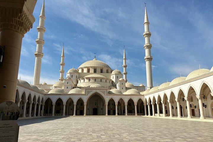 Fujairah khorfakan Sightseeing Private Tour