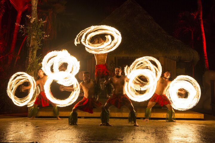 Fish Eye Island Cultural Dinner Show Buffet Course