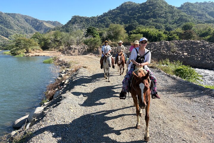 Horseback Riding: Tequila Tasting, BBQ & Margaritas