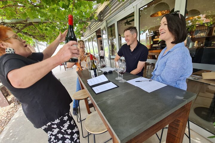 Barossa Valley Wine Tour. Local Guide, Barossa pickup, & lunch