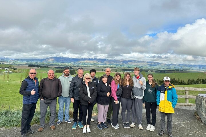 Christchurch to Queenstown One-Way Tour via Mt Cook & Lake Tekapo