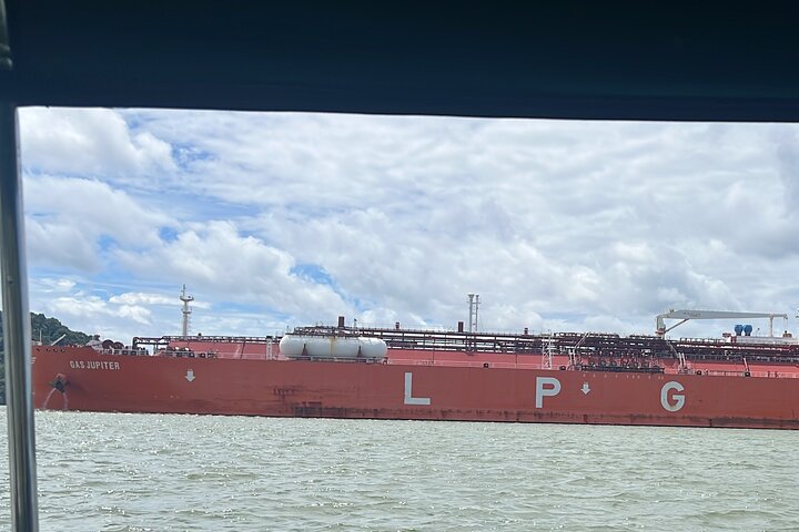 Explore Panama Canal and Gatun Lake with Rainforest Jungle Walk