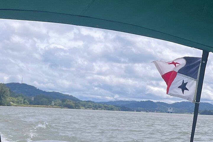 Explore Panama Canal and Gatun Lake with Rainforest Jungle Walk