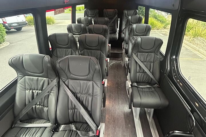 Mt Cook to Christchurch One-Way Small Group Tour via Lake Tekapo