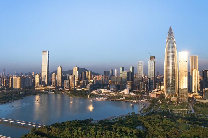From Hong Kong: Shenzhen Tech Experience Tour with Visa Support