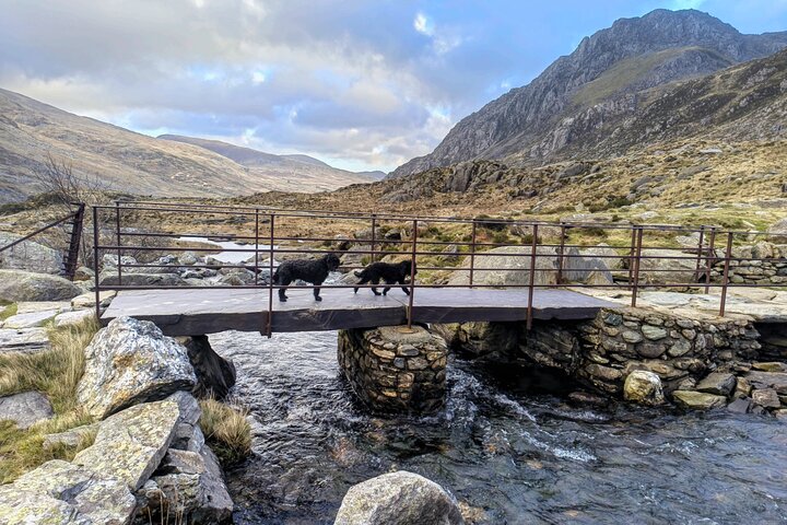 Private Hike Snowdonia's Mountains Lakes and Waterfalls