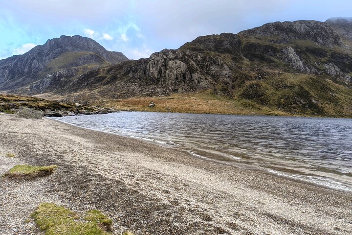 Private Hike Snowdonia's Mountains Lakes and Waterfalls
