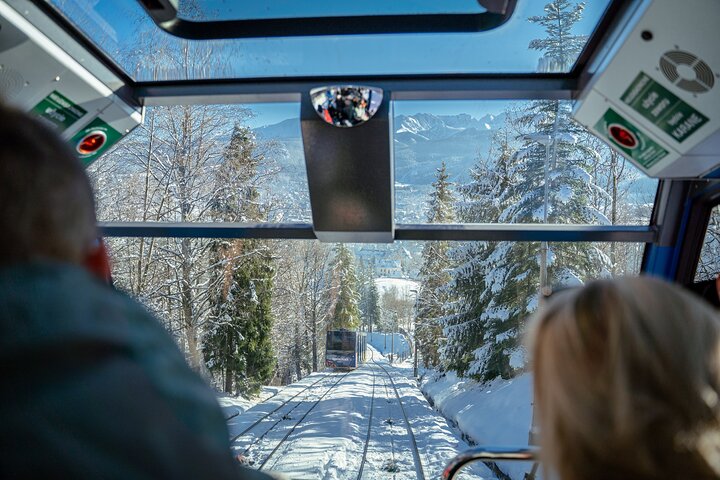 Krakow–Zakopane: Cable Car, Chocholow Baths, Cheese & Vodka