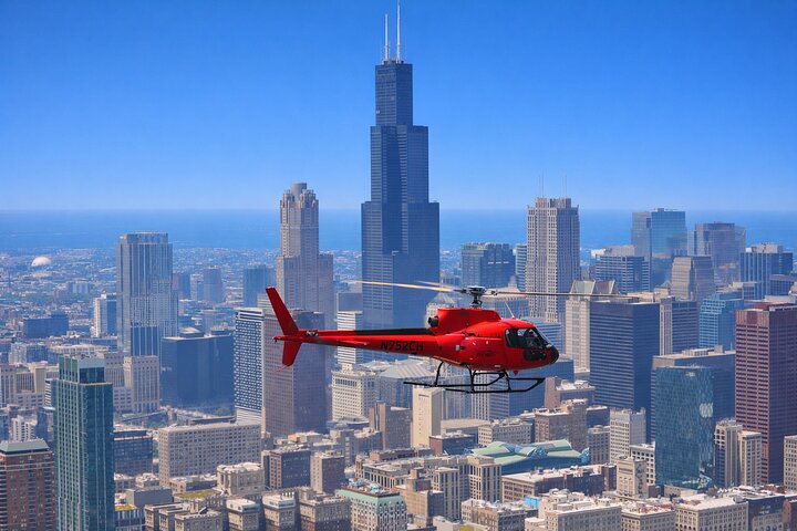 Chicago Skyline Snap Tour Helicopter Flight Over Chicago