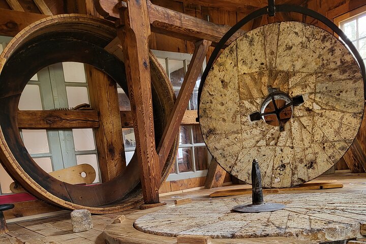 Plimoth Patuxet Admission with Mayflower II & Plimoth Grist Mill