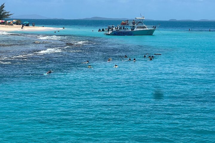 Culebra Snorkeling and Beach Day Tour All Inclusive