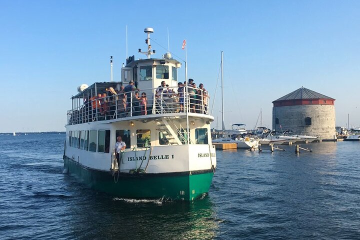 Kingston Shipwreck Cruise