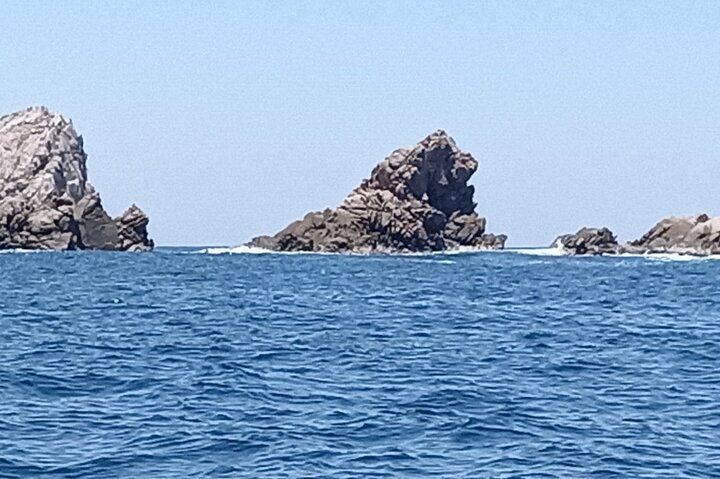 Private Tour 9 Bays of Huatulco to San Agustin + SPORTS FISHING