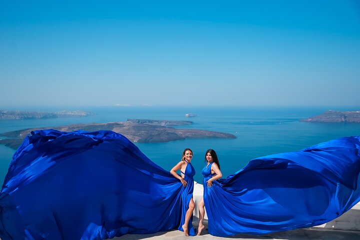 Exclusive Santorini Flying Dress Photoshoot with Pickup