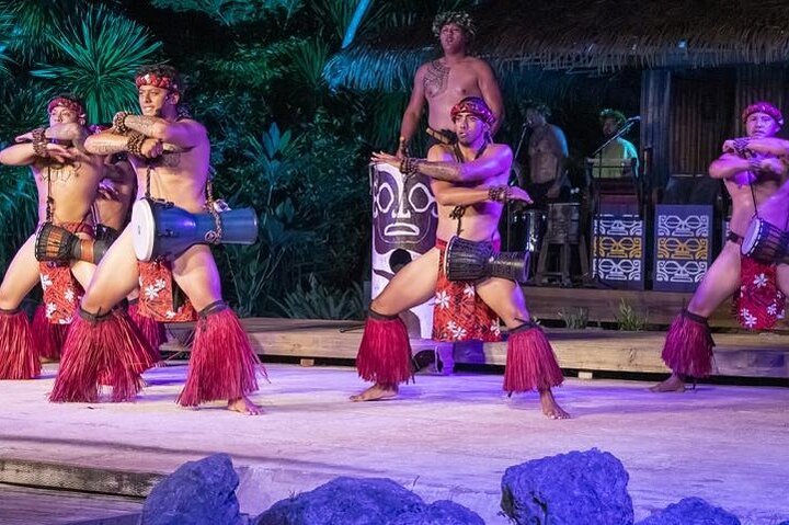 Fish Eye Island Cultural Dinner Show Buffet Course