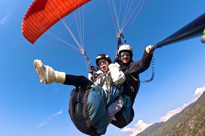 90-Min Daily Sapa Paragliding Tour – Hotel Transfer Included