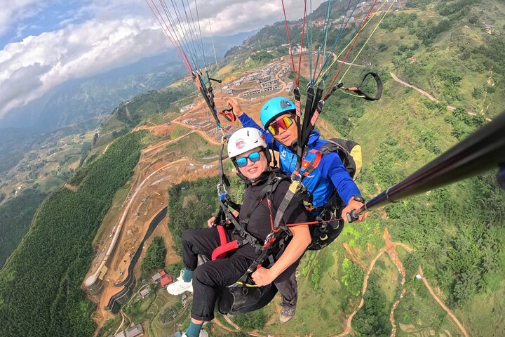 90-Min Daily Sapa Paragliding Tour – Hotel Transfer Included