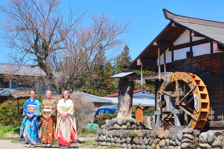 Private Authentic Kimono Walk in Nostalgic Village, Minakami