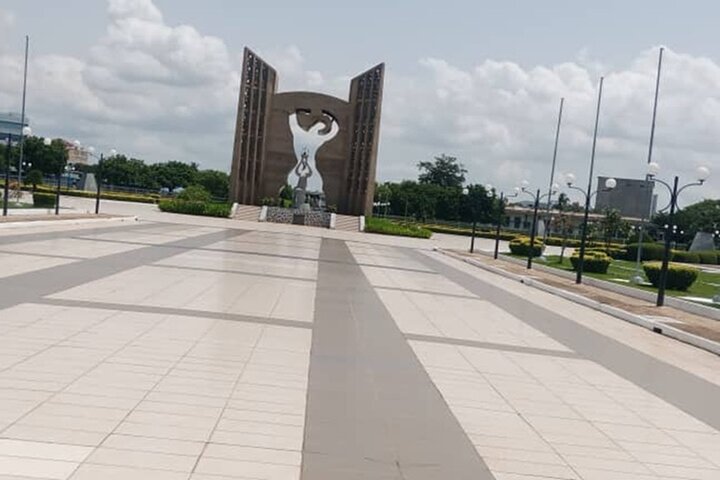 Guided tour of the city of Lomé