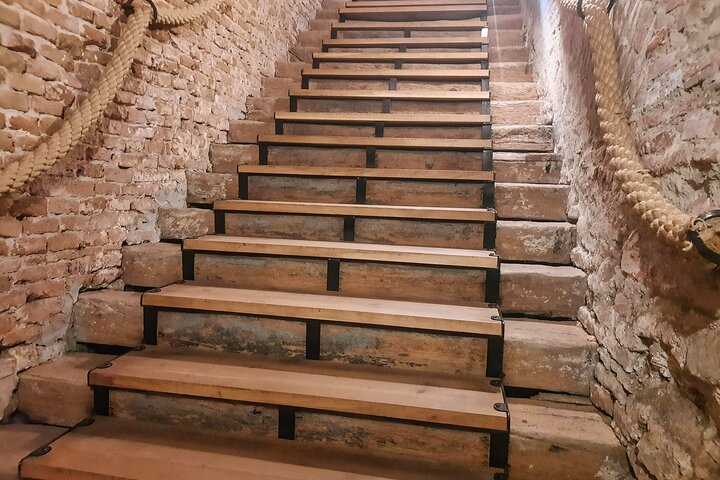 Wine Tasting and Lunch in a Transylvanian Castle