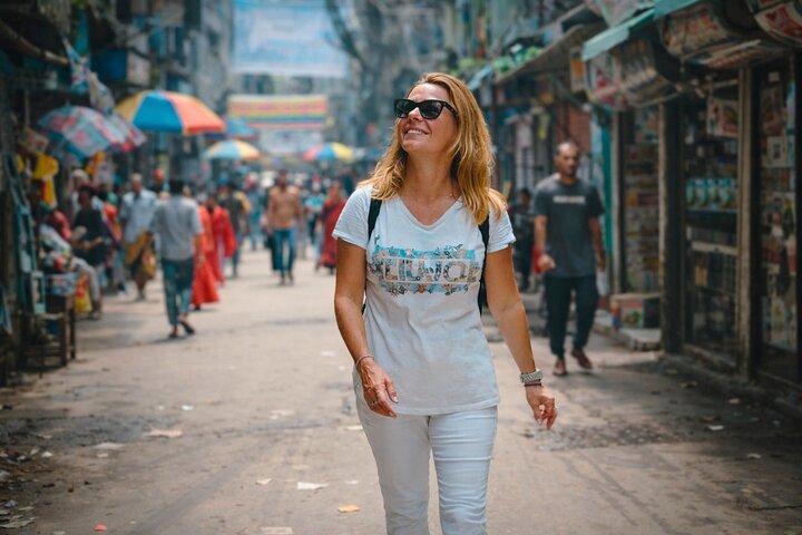 Authentic Old Dhaka Tour: Shipyard Visit & Local Life Experience