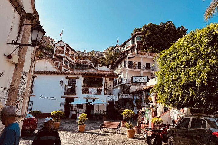 Private Tour: Magical Town Taxco and Cuernavaca from CDMX.