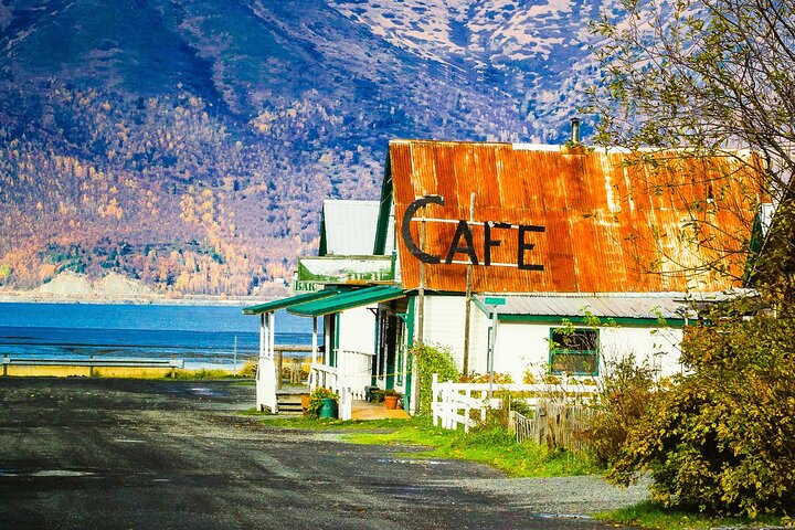 Alaska Road Trip: Anchorage, Seward, Homer & Denali Audio Tour