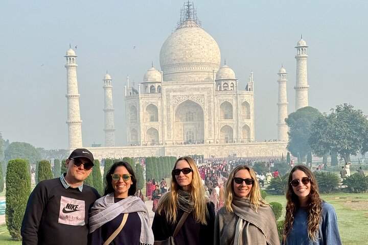 Taj Mahal Sunrise Tour with Skip-the-Line Entry & Expert Guide