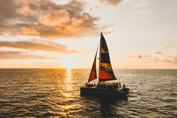 Kona Signature Catamaran Sunset Sail