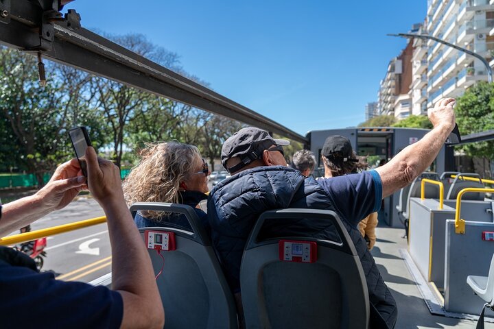 Buenos Aires Hop-On Hop-Off Bus, Free Walking Tours & Discounts