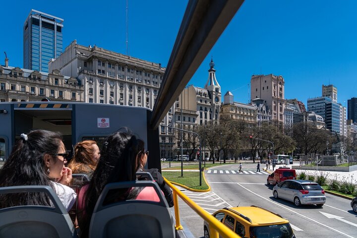 Buenos Aires Hop-On Hop-Off Bus, Free Walking Tours & Discounts
