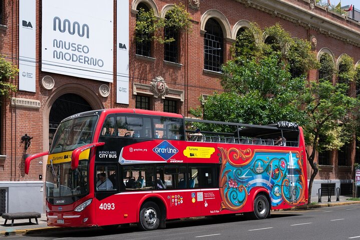 Buenos Aires Hop-On Hop-Off Bus, Free Walking Tours & Discounts