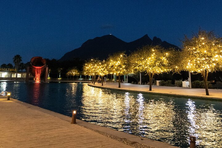 Monterrey Night Tour
