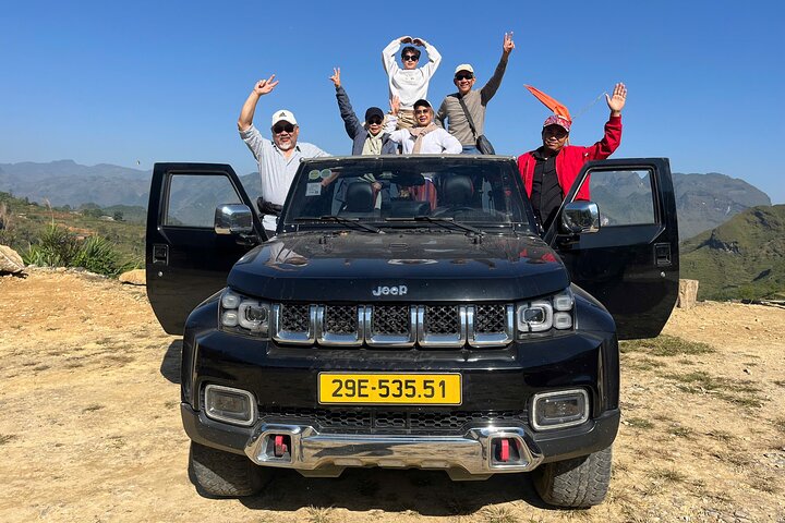 Ha Giang Jeep 4 Days 3 Night New Model Open Air Jeep