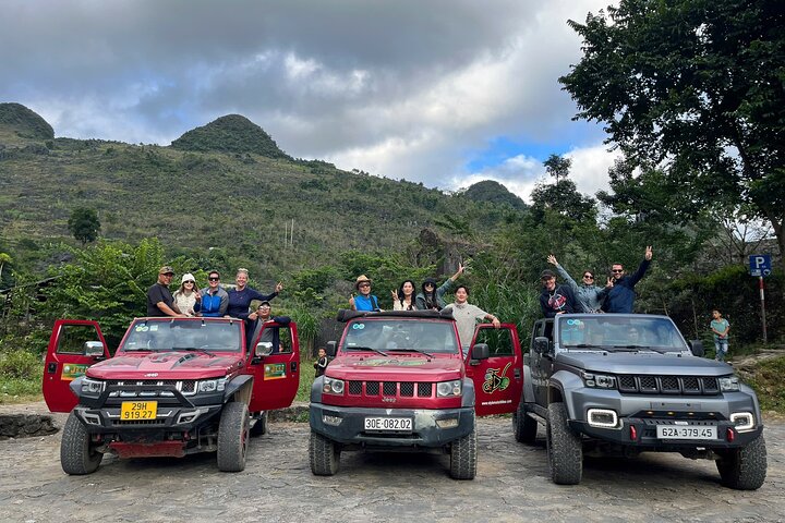 Ha Giang Jeep 4 Days 3 Night New Model Open Air Jeep